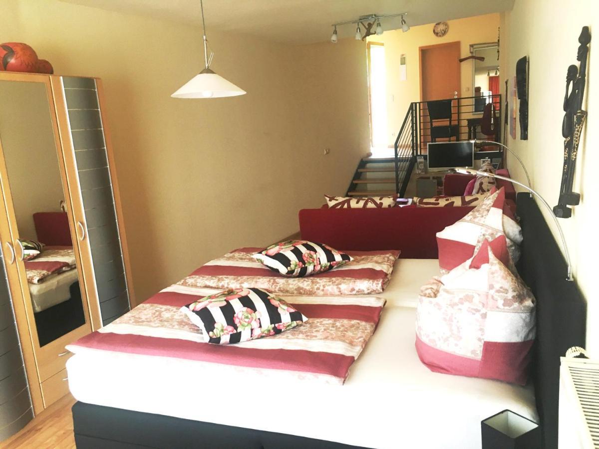 ארפורט Altstadt Ferienwohnung מראה חיצוני תמונה