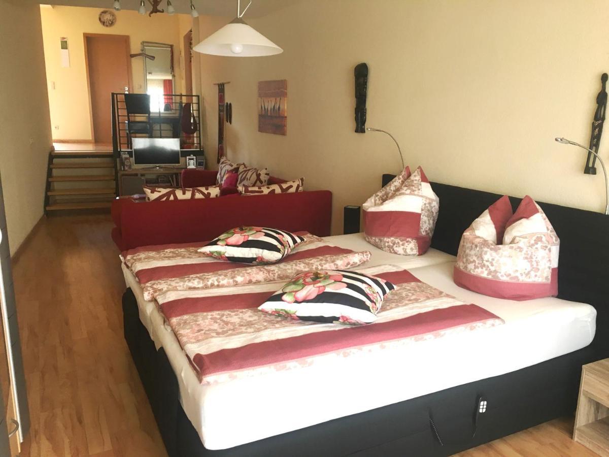 ארפורט Altstadt Ferienwohnung מראה חיצוני תמונה