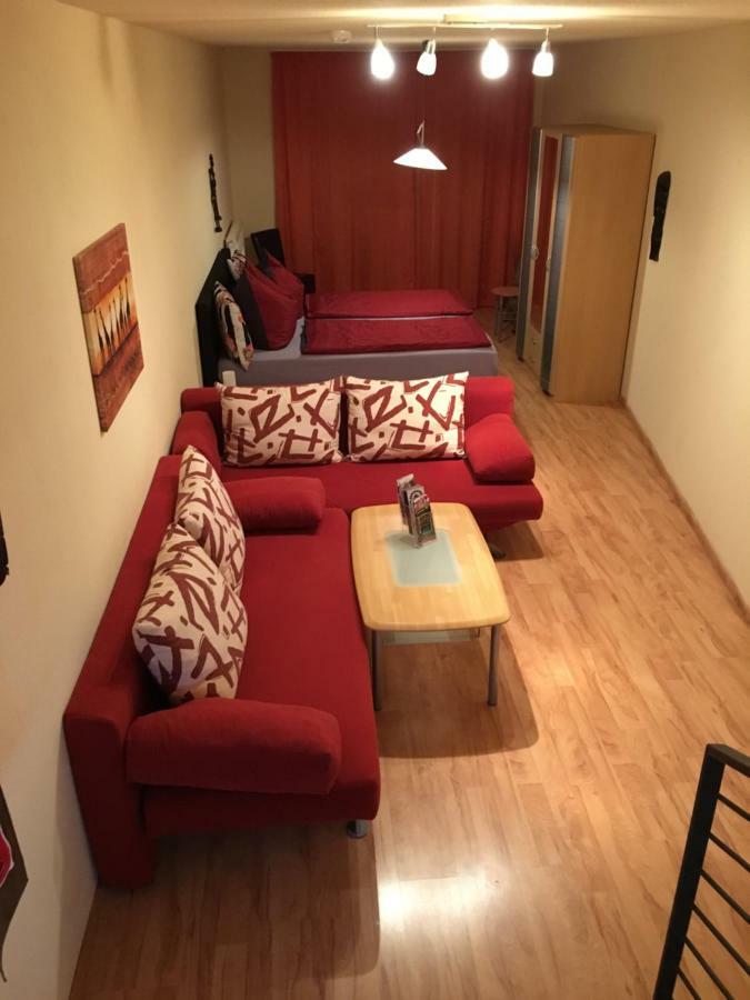 ארפורט Altstadt Ferienwohnung מראה חיצוני תמונה