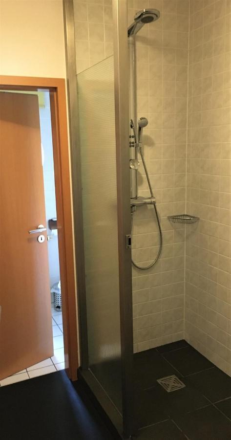 ארפורט Altstadt Ferienwohnung מראה חיצוני תמונה